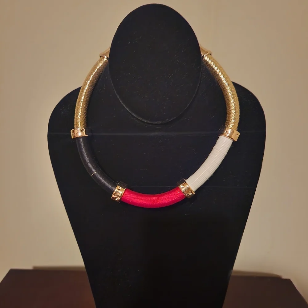 Necklace - Picture 1 of 1